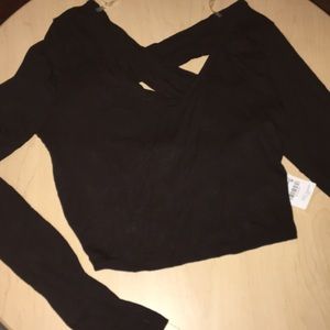 Long sleeve crop top